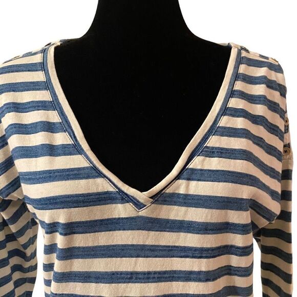 Gap V-Neck Blue and White Striped Top with 3/4 length sleeves and silver‎ accent - Picture 2 of 11